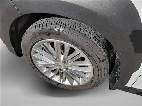 Used 2021 Hyundai Kona SEL Plus FWD image 9