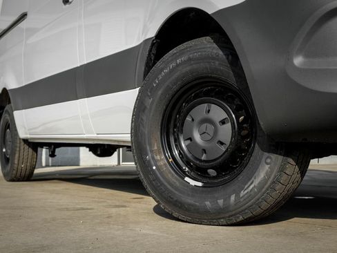 Used 2026 Mercedes-Benz Sprinter 2500 image 7