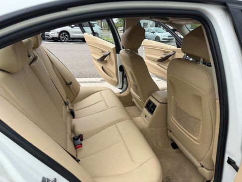Used 2015 BMW 328i Sedan RWD image 11