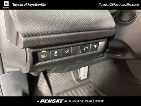 Used 2026 Toyota Camry SE w/ Convenience Package image 25