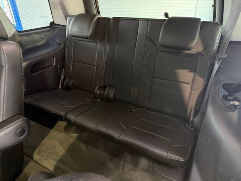Used 2015 Chevrolet Tahoe LTZ AWD/4WD image 18