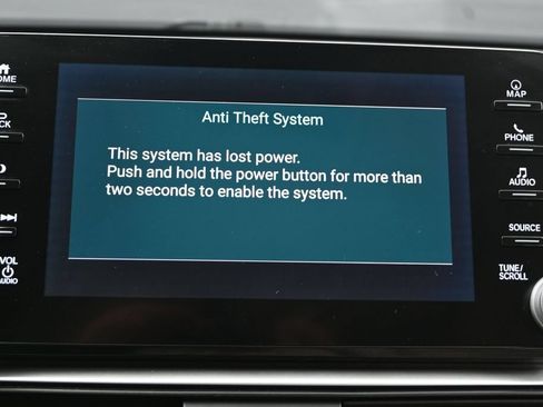 Used 2018 Honda Accord Touring image 15