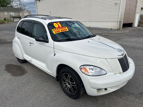 Used 2001 Chrysler PT Cruiser FWD image 4