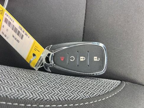 Used 2025 Chevrolet TrailBlazer LT image 35