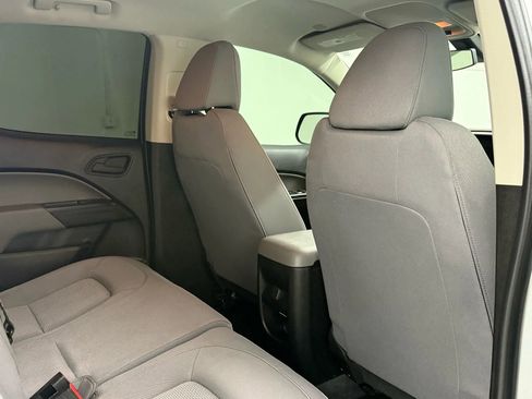 Used 2020 Chevrolet Colorado W/T w/ WT Convenience Package image 36