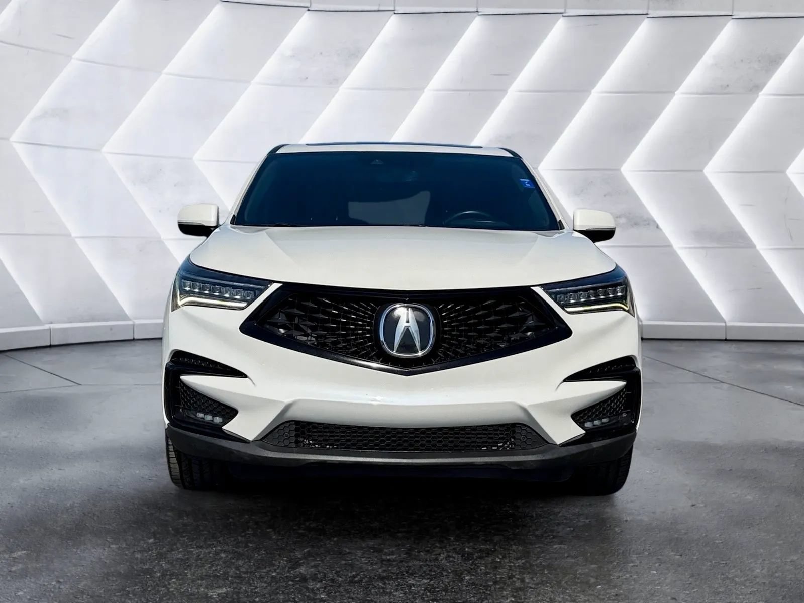 Used 2019 Acura RDX w/ Advance Package FWD image 2