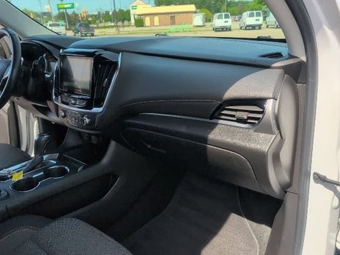 Used 2019 Chevrolet Traverse LT AWD/4WD image 46