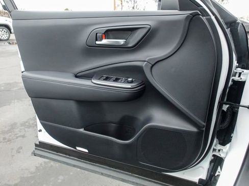 Certified 2023 Toyota Crown XLE image 23