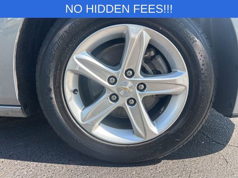 Used 2023 Chevrolet Malibu LT image 5