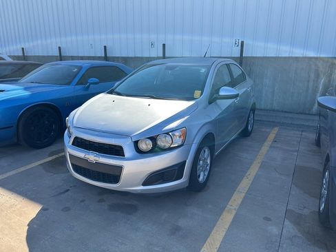 Used 2014 Chevrolet Sonic LT image 1