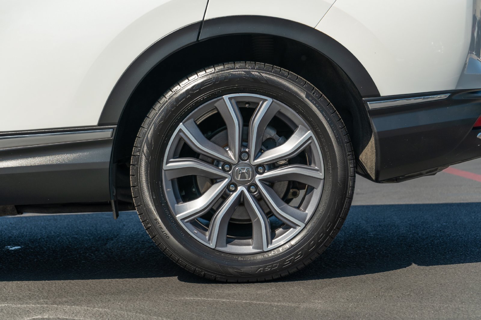 Used 2020 Honda CR-V Touring image 13