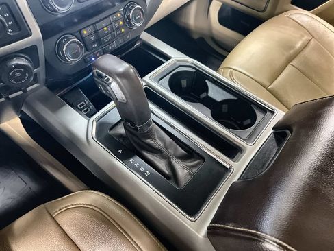 Used 2020 Ford F150 Lariat AWD/4WD image 37