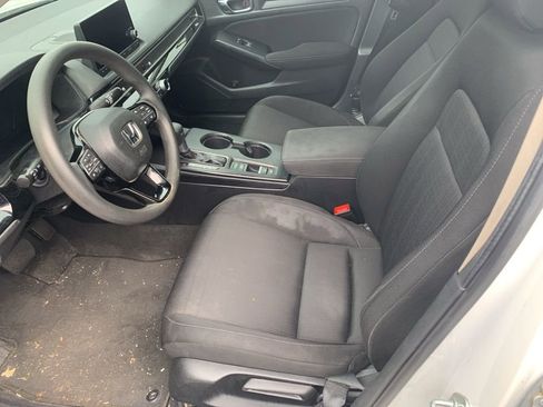 Used 2022 Honda Civic LX image 3