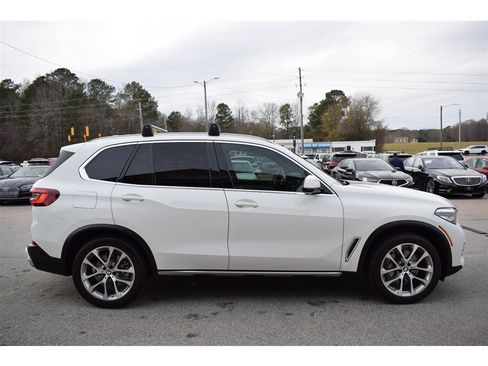 Used 2020 BMW X5 xDrive40i w/ Premium Package image 10