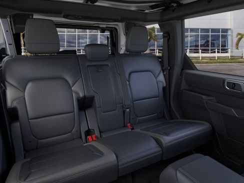 New 2026 Ford Bronco Outer Banks AWD/4WD image 32