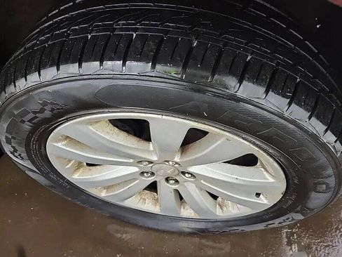 Used 2013 Subaru Forester 2.5X Premium w/ All-Weather Plus Pkg image 16