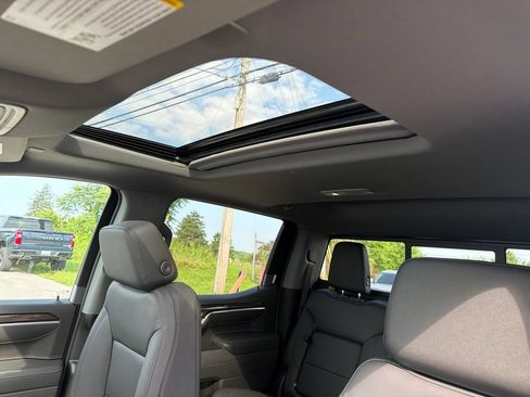 New 2026 Chevrolet Silverado 1500 RST AWD/4WD image 11
