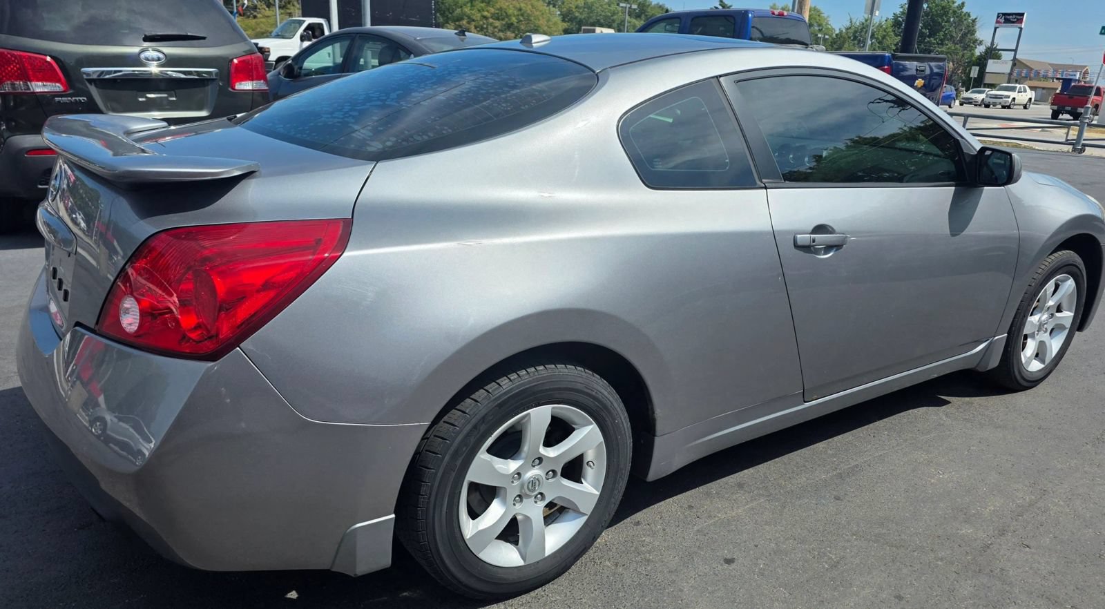Used 2009 Nissan Altima 2.5 S w/ Premium Pkg FWD image 6