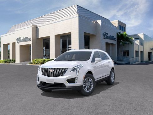 New 2026 Cadillac XT5 Luxury w/ LPO, Floor Liner Package image 8