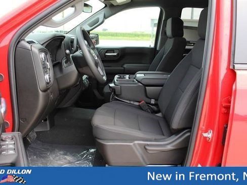 New 2026 GMC Sierra 1500 Pro w/ Graphite Edition AWD/4WD image 6