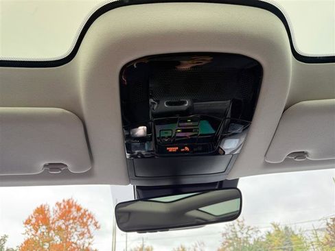 Used 2023 Lexus RZ 450e Premium image 29