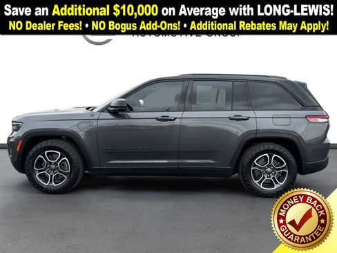 Used 2023 Jeep Grand Cherokee Trailhawk w/ Luxury Tech Group III image 2
