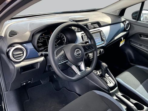 Used 2025 Nissan Versa SV w/ Trunk Package FWD image 18