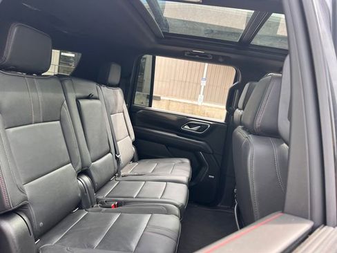 Used 2021 Chevrolet Suburban RST image 35