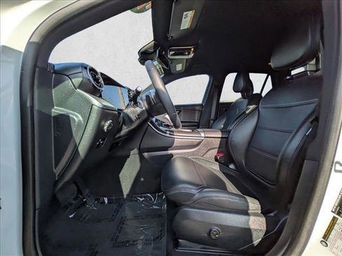 Certified 2025 Mercedes-Benz GLC 300 image 15