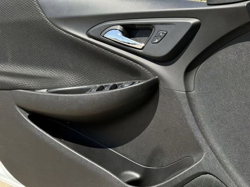 Used 2025 Chevrolet Malibu LT image 27