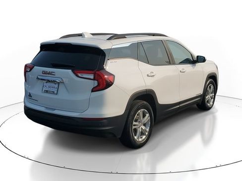 Certified 2023 GMC Terrain SLE w/ Driver Convenience Package FWD image 4