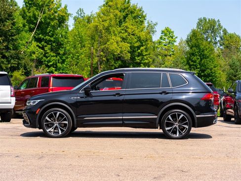 Used 2022 Volkswagen Tiguan SEL R-Line AWD/4WD image 8