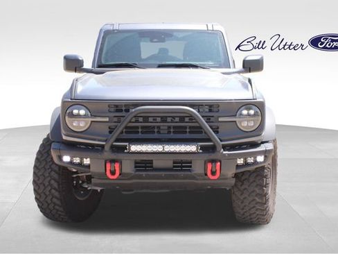 Used 2025 Ford Bronco 2-Door w/ Sasquatch Package AWD/4WD image 2