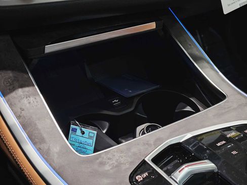 New 2026 BMW X5 xDrive50e w/ Climate Comfort Package image 18