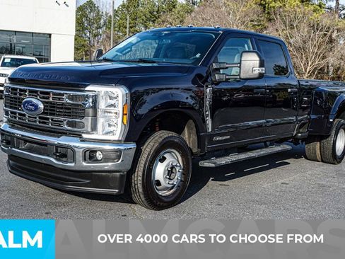 Used 2025 Ford F350 XLT image 3