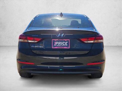 Used 2018 Hyundai Elantra SEL image 6