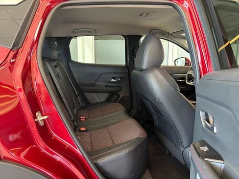 Certified 2025 Nissan Kicks SR AWD/4WD image 26