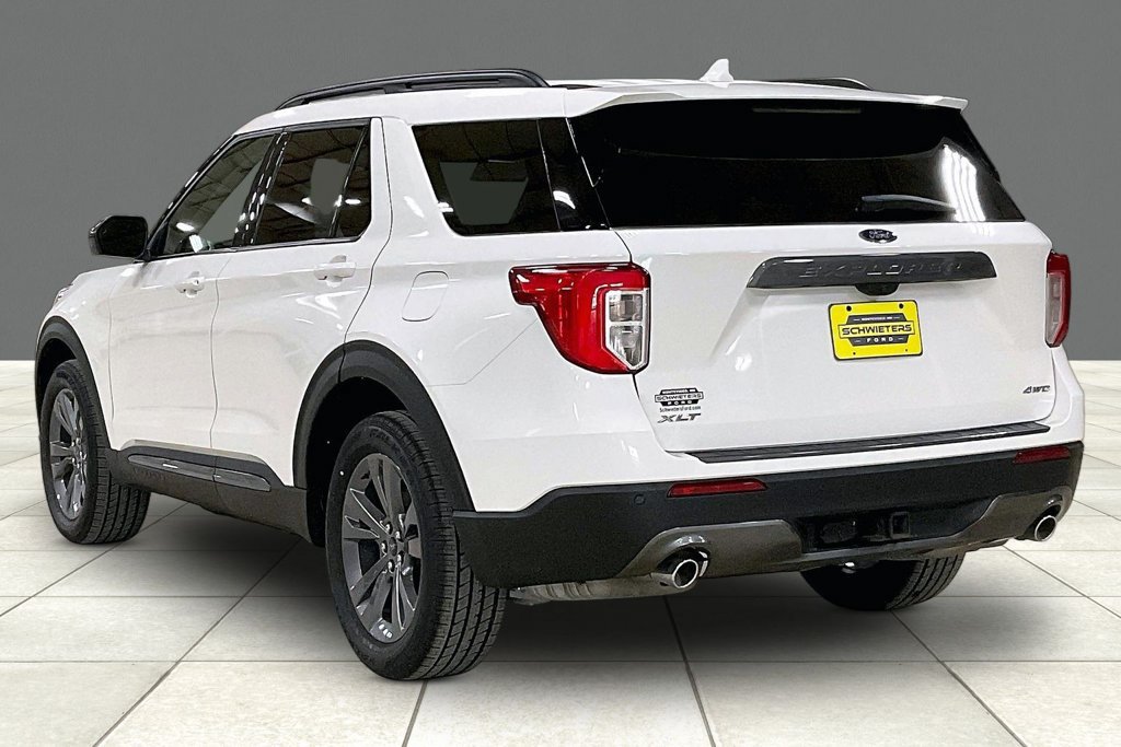 Certified 2023 Ford Explorer XLT w/ Equipment Group 202A AWD/4WD image 11