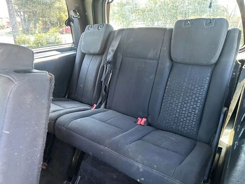 Used 2017 Ford Expedition XLT image 13