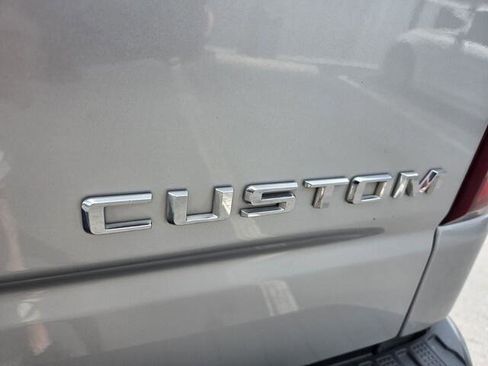 Used 2019 Chevrolet Silverado 1500 Custom w/ Custom Value Package image 18