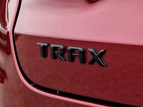 Certified 2025 Chevrolet Trax RS w/ Driver Confidence Package FWD image 30