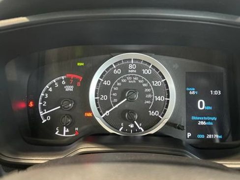 Used 2021 Toyota Corolla LE w/ LE Convenience Package FWD image 10