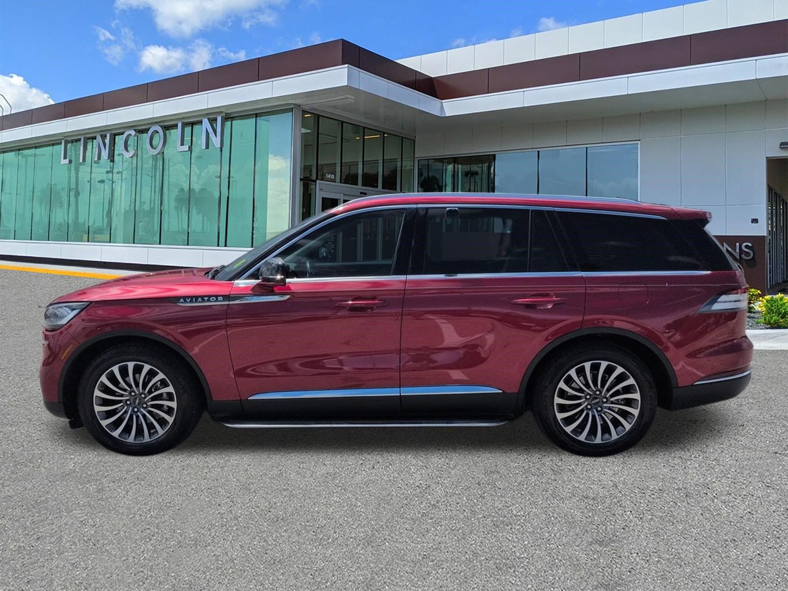 Certified 2020 Lincoln Aviator Reserve w/ Equipment Group 201A RWD image 8