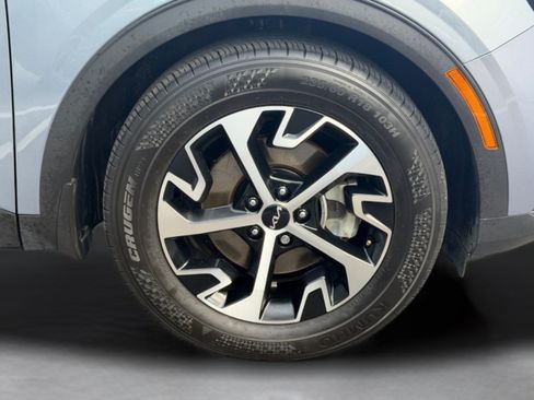 Certified 2025 Kia Sportage EX w/ Premium Package FWD image 49