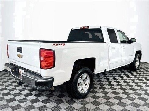 Used 2018 Chevrolet Silverado 1500 LT AWD/4WD image 9