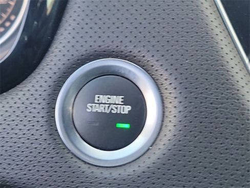 Certified 2023 Cadillac XT5 Premium Luxury image 18