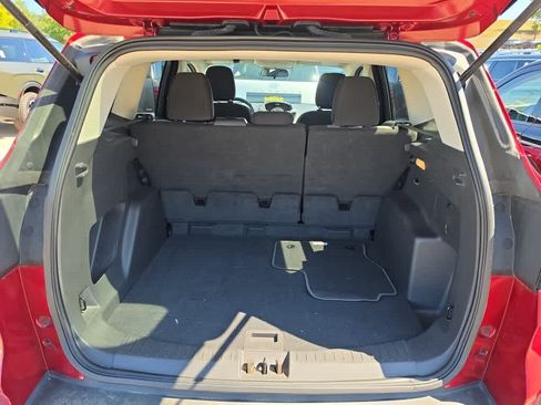 Used 2018 Ford Escape SE FWD image 4