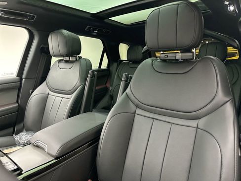 New 2026 Land Rover Range Rover Sport SE image 18