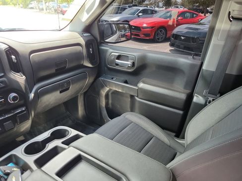 Used 2022 Chevrolet Silverado 1500 Custom Trail Boss AWD/4WD image 14