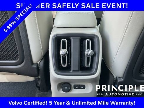 Certified 2024 Volvo XC40 B5 Ultimate w/ Climate Package AWD/4WD image 22
